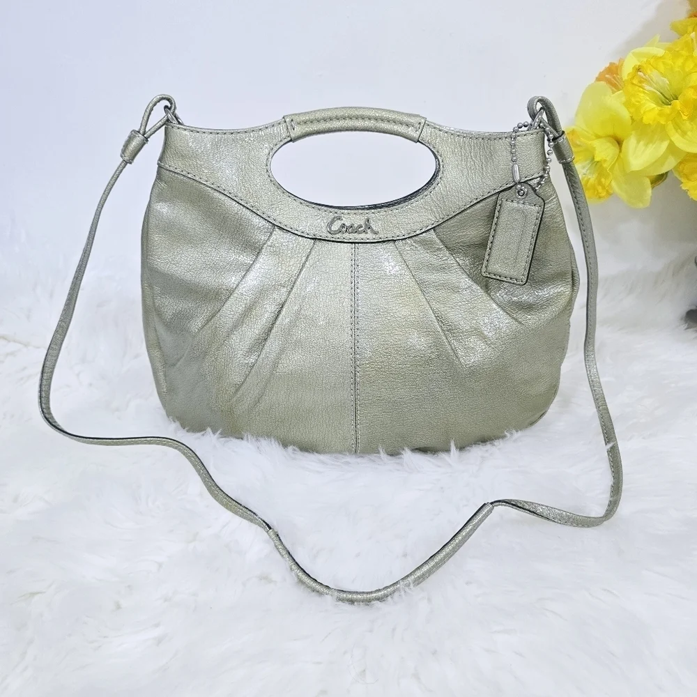 Coach signature green crossbody bag